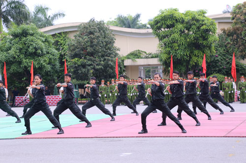 Kỷ niệm 49 năm Ngày truyền thống Học viện CSND và 10 năm thành lập Khoa Cảnh sát vũ trang